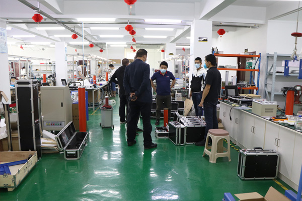 熔噴布靜電發生器.jpg 熔噴布靜電發生器.jpg
